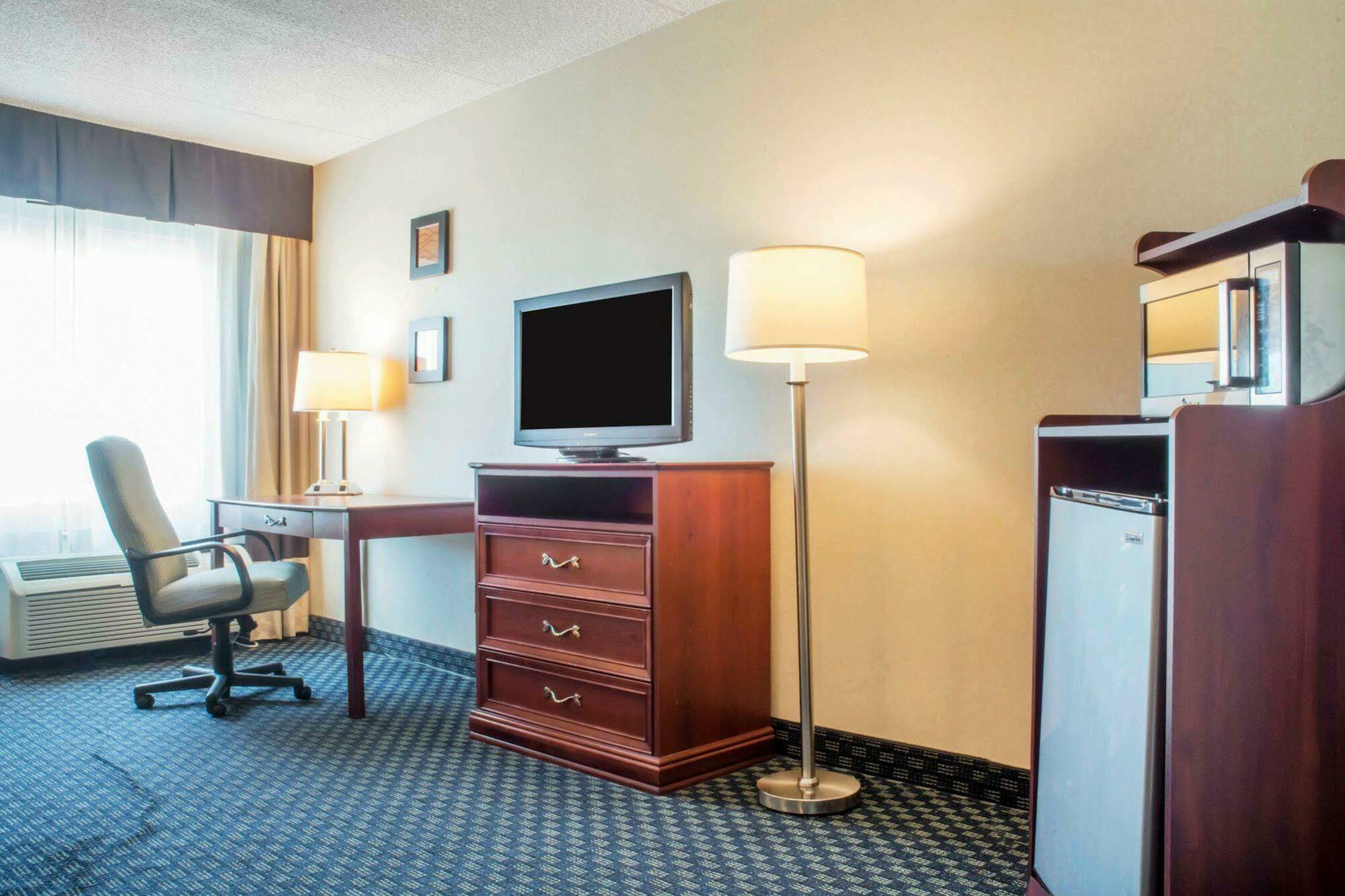 Hammock Hotel Rochester Niagara Falls Εξωτερικό φωτογραφία
